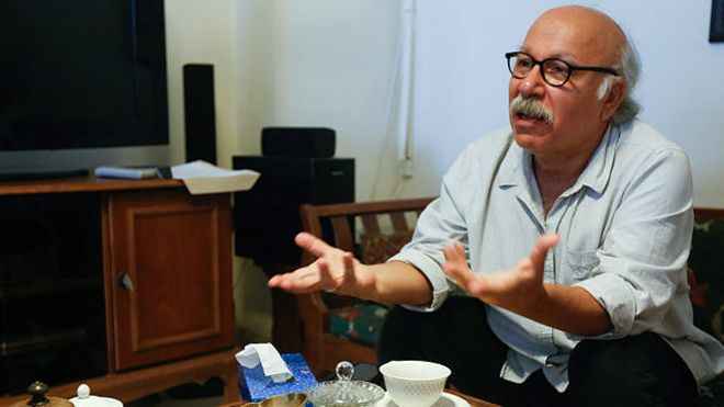 علیرضا داودنژاد: تبلیغ کالای ایرانی از شبکه‌های ماهواره‌ای به سود اقتصاد است