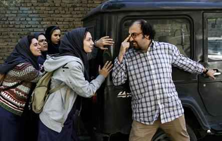 ورود آقایان ممنوع