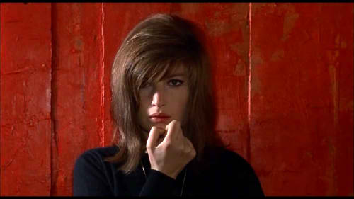 مونیکا ویتی در صحرای سرخ مونیکا ویتی در صحرای سرخ